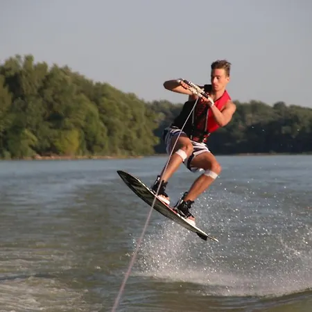 Hausboat Vlnka Apartamento *