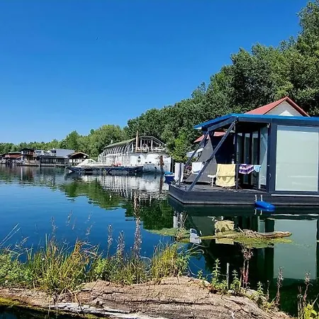 Apartment Hausboat Vlnka Bratislava