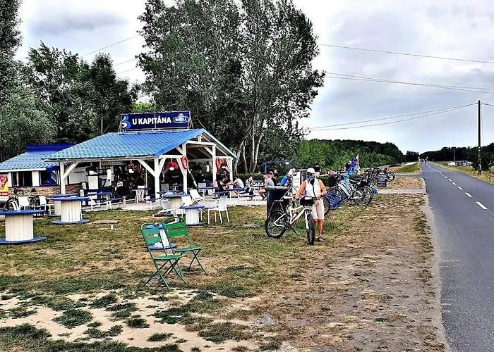 Hausboat Vlnka ברטיסלאבה