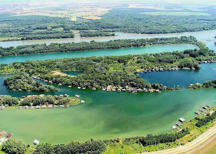 Hausboat Vlnka דירה ברטיסלאבה